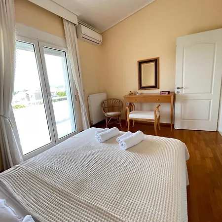 Alice's Land Holiday home Nea Iraklitsa