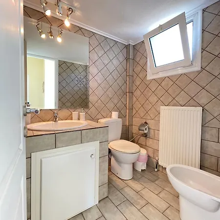 Alice's Land Holiday home Nea Iraklitsa